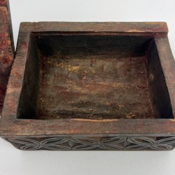 Vintage Nepalese Shaman Ritual Box Hand Carved Wood Pyramid Lid 4in Slide Top - Picture 11 of 16